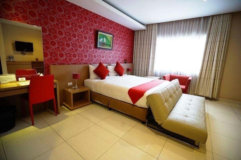 Hotel Collection O 10 Sweet Karina Bandung Exterior foto